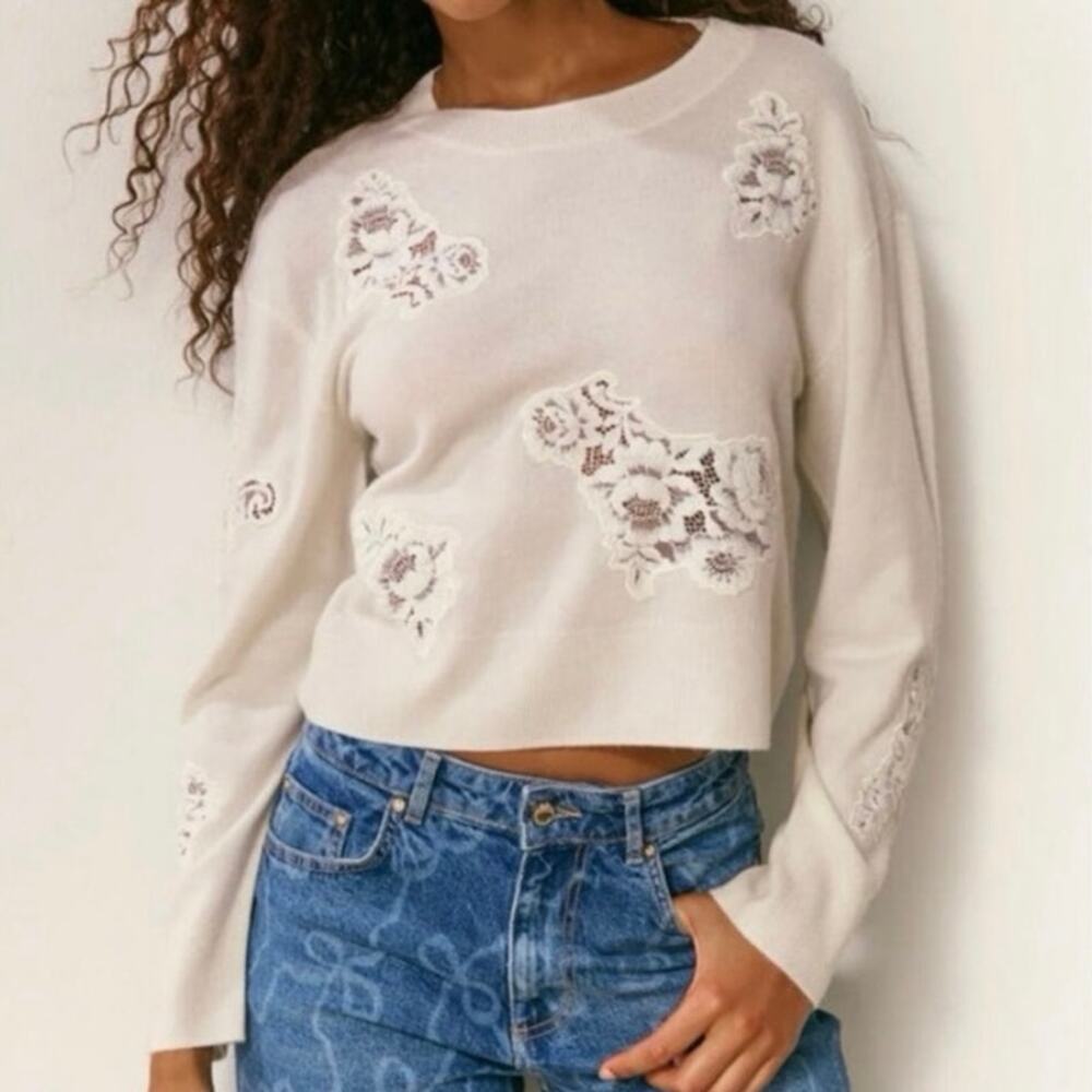 Loveshackfancy Lazuli
Cashmere & Lace Sweater Small